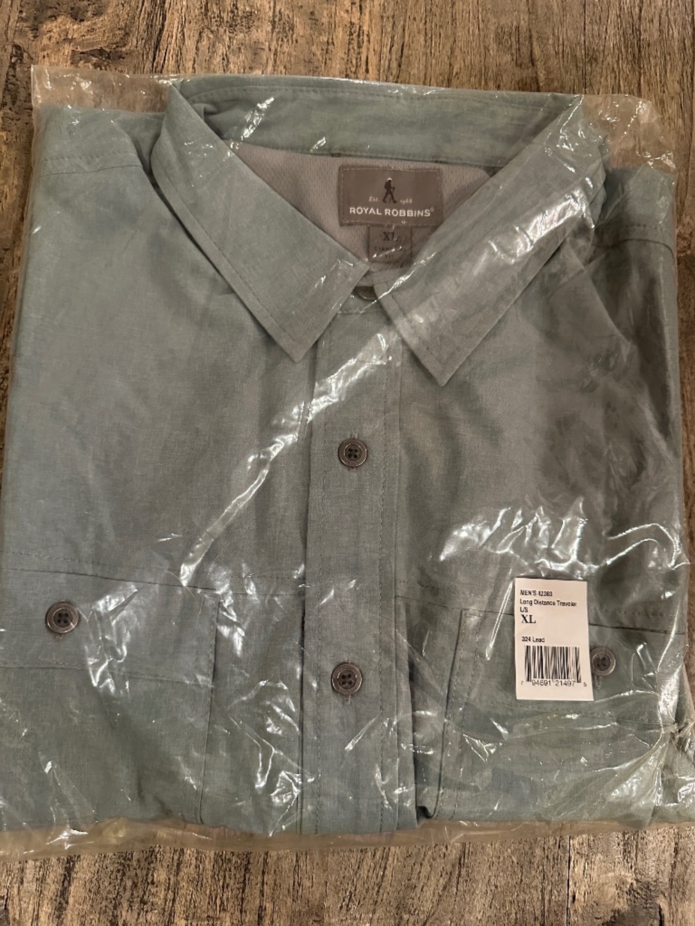 *NWT* Royal Robbins Long Distance Traveler L/S button down Size XL / Color: Lead